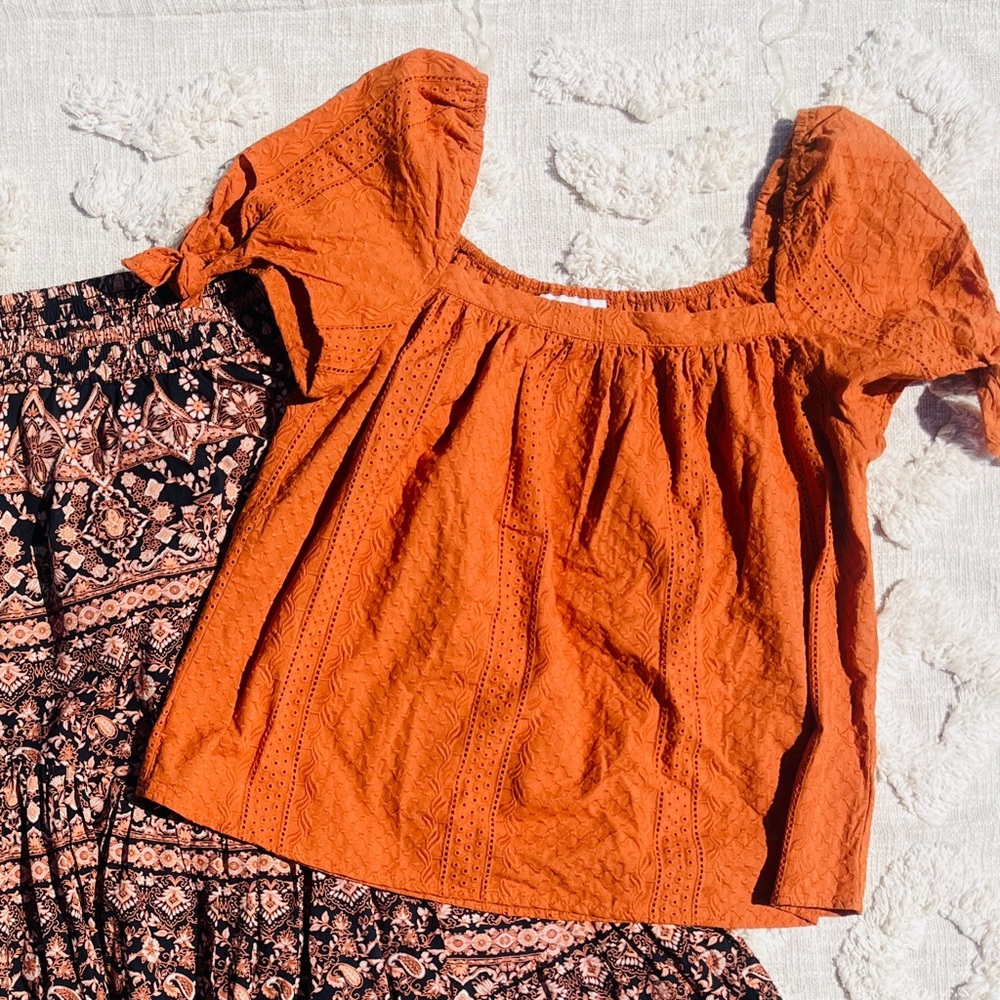 Universal Thread Good Co Women’s Earth Orange Blouse 100% Cotton Women’s Medium